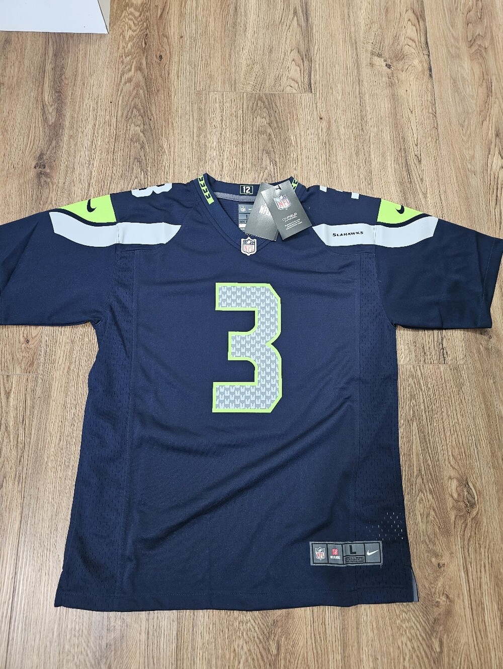 NEW With Tags Seahawks Jersey Youth Large 14/16 Seattle Nike Game Russell Wilson